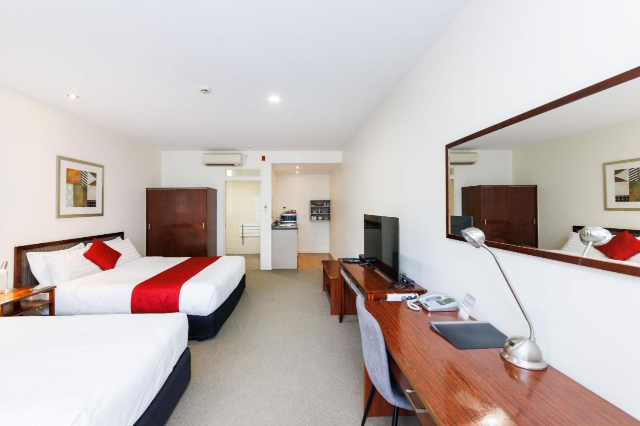 Fitzherbert Regency Motor Lodge พาล์เมอร์สตันนอร์ท ภายนอก รูปภาพ