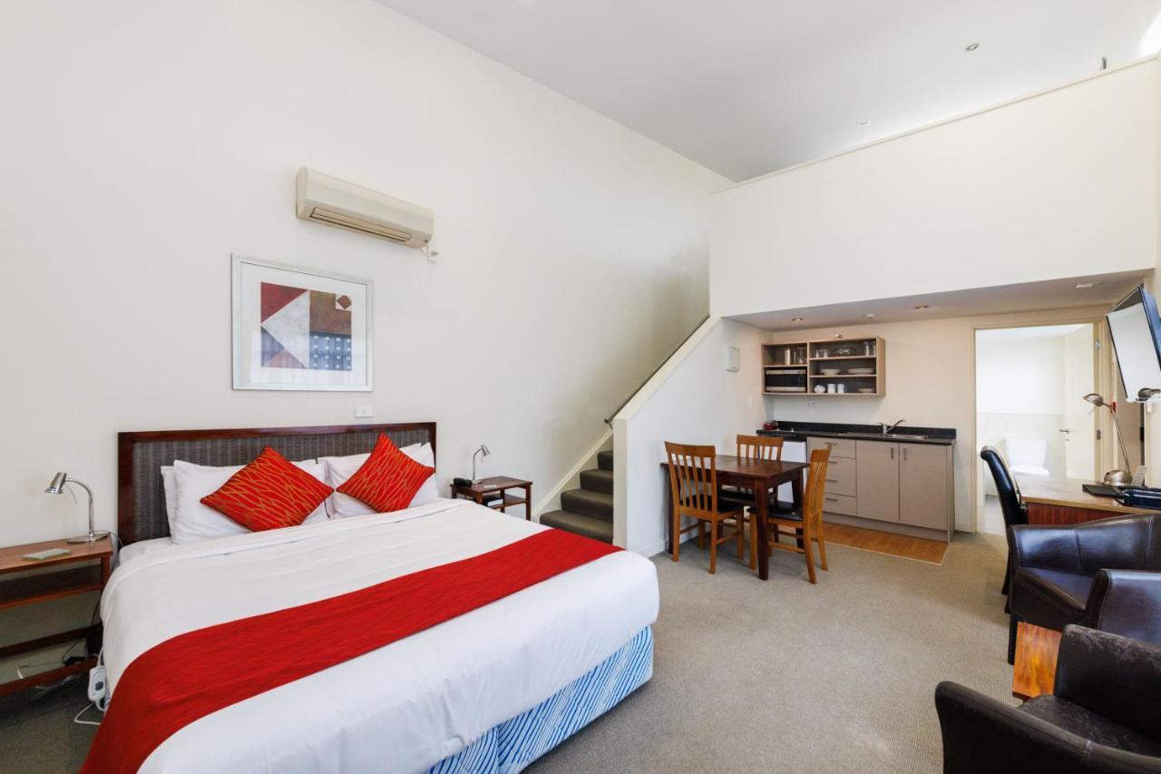 Fitzherbert Regency Motor Lodge พาล์เมอร์สตันนอร์ท ภายนอก รูปภาพ
