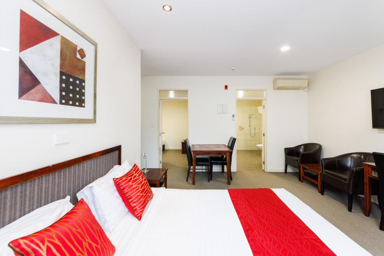 Fitzherbert Regency Motor Lodge พาล์เมอร์สตันนอร์ท ภายนอก รูปภาพ